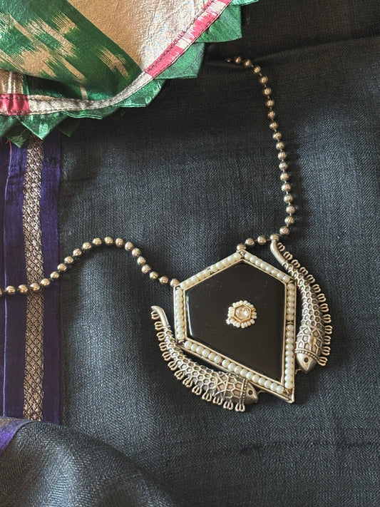 Naadia pendant on metal beads string