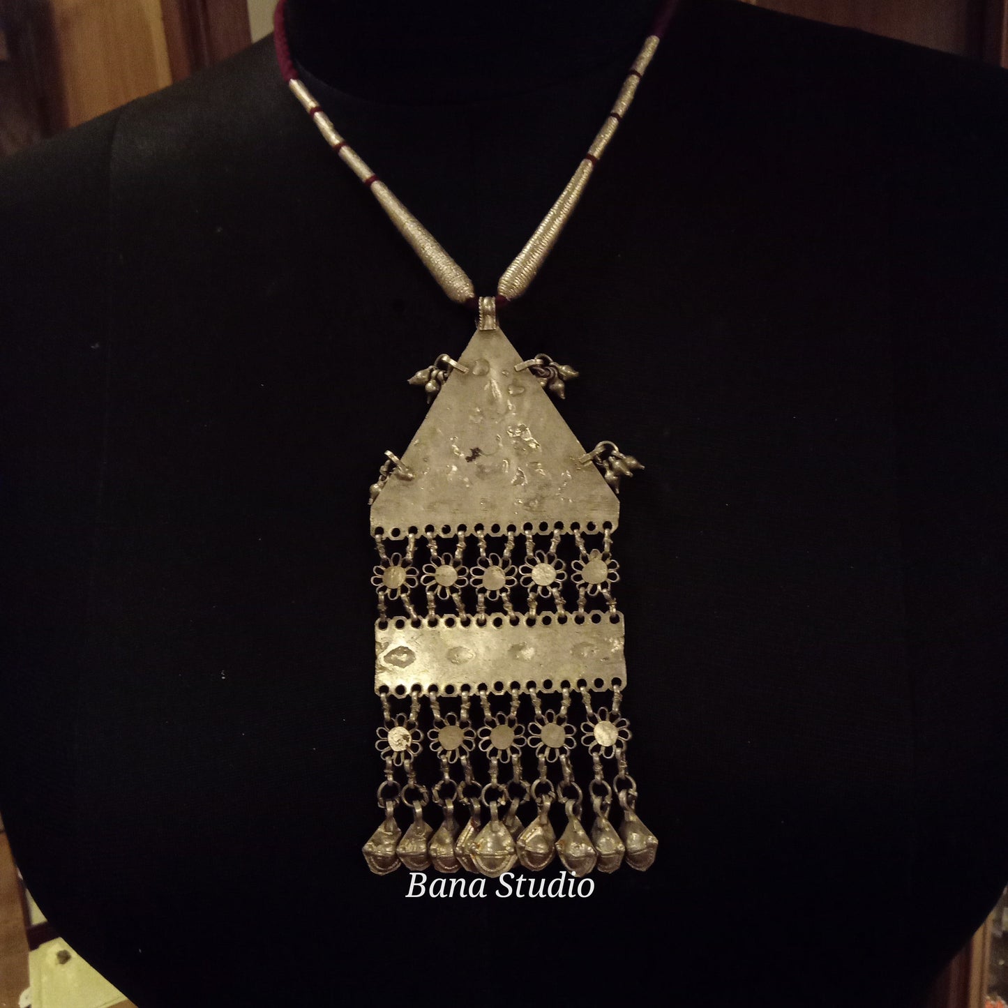 Auspicious Sil Pendant