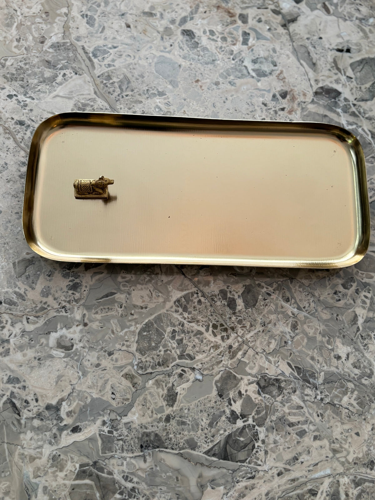 Nandi Grace, metal tray