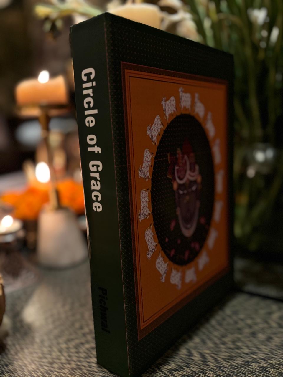 Circle of Grace, book box