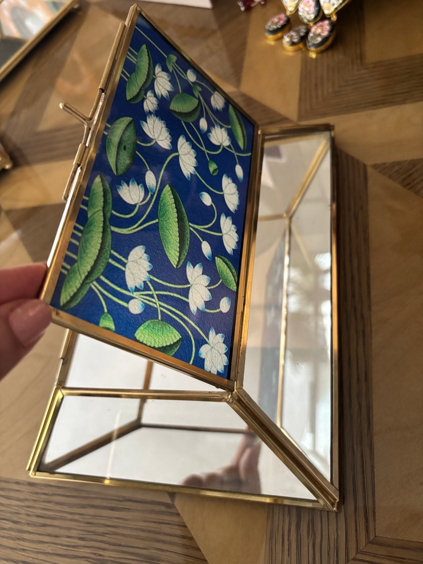 Padma Leela Box