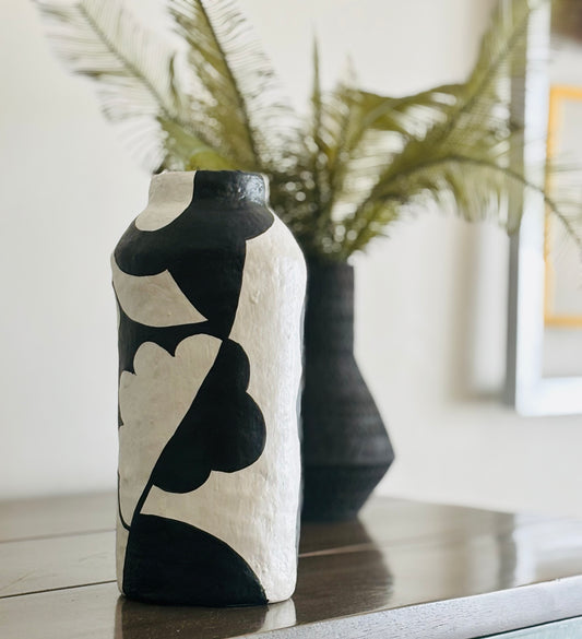 Tanira, Pichwai Art Pot