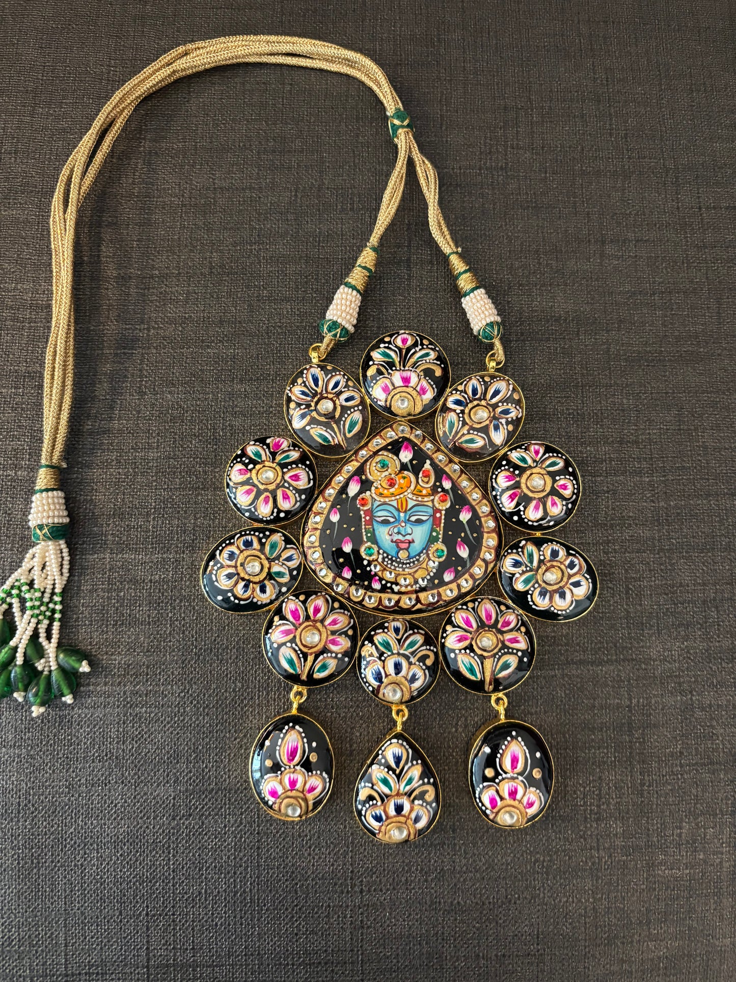 Deva~noor Neckpiece