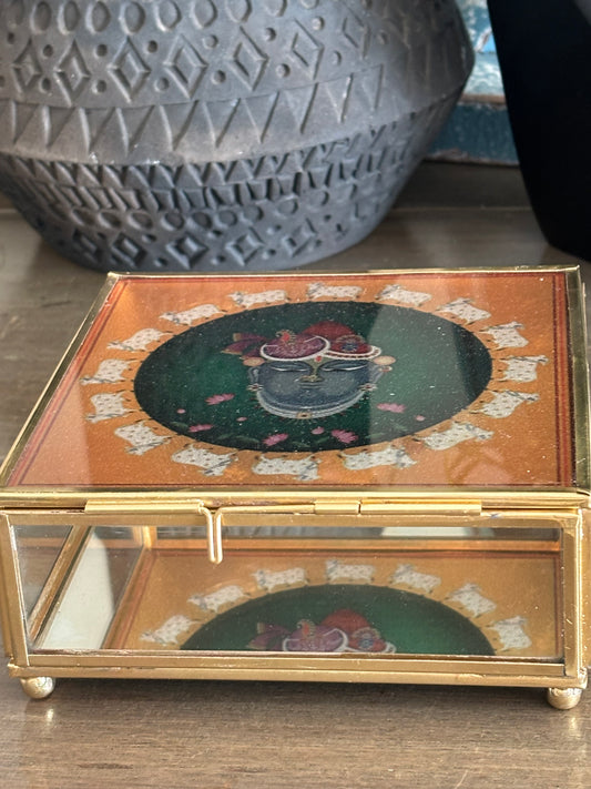 Circle of Divinity (glass box)