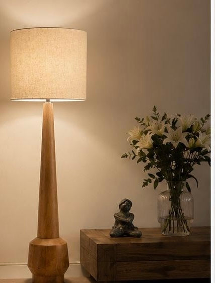 Aranya Sthumbh – Floor Lamp, Natural