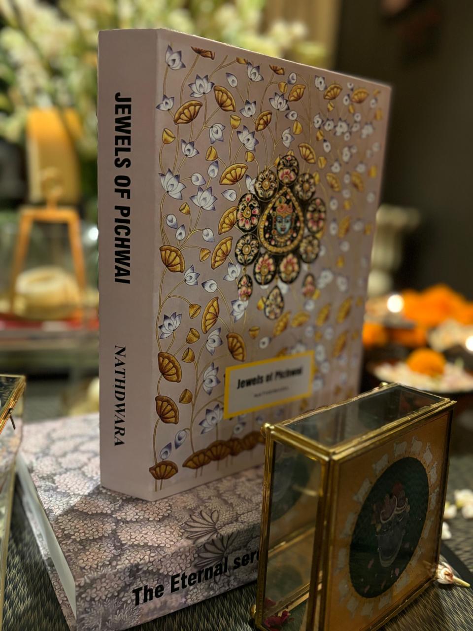 Jewels of Pichwai, book box