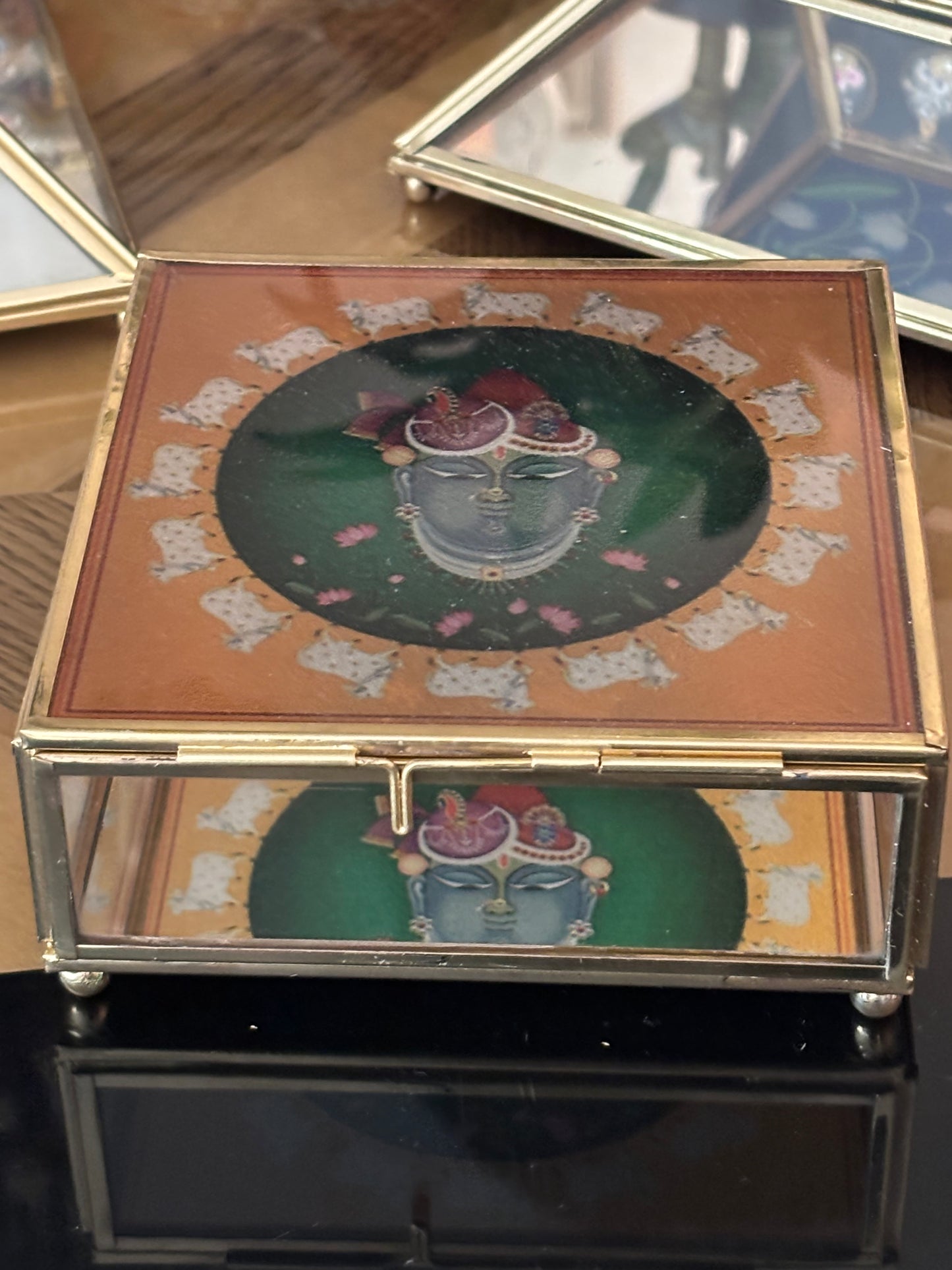Circle of Divinity (glass box)