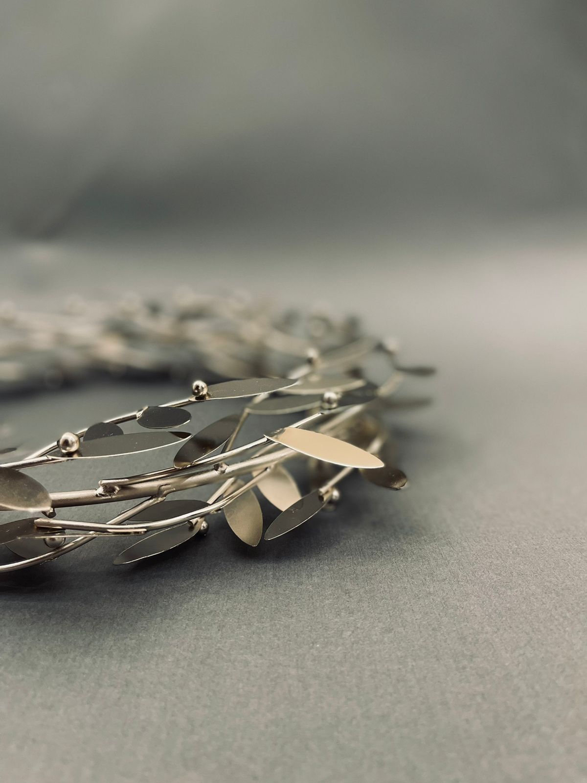 Leafy Silver Crown