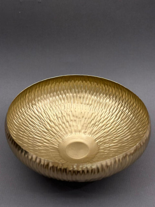 Image of Bakuli metal bowl from august.org.in