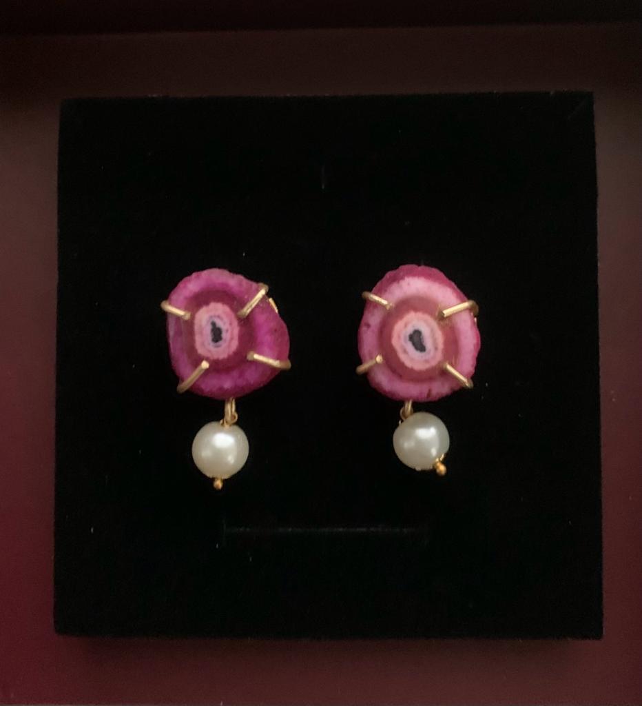 Image of Zara Agate Pink Earring from august.org.in