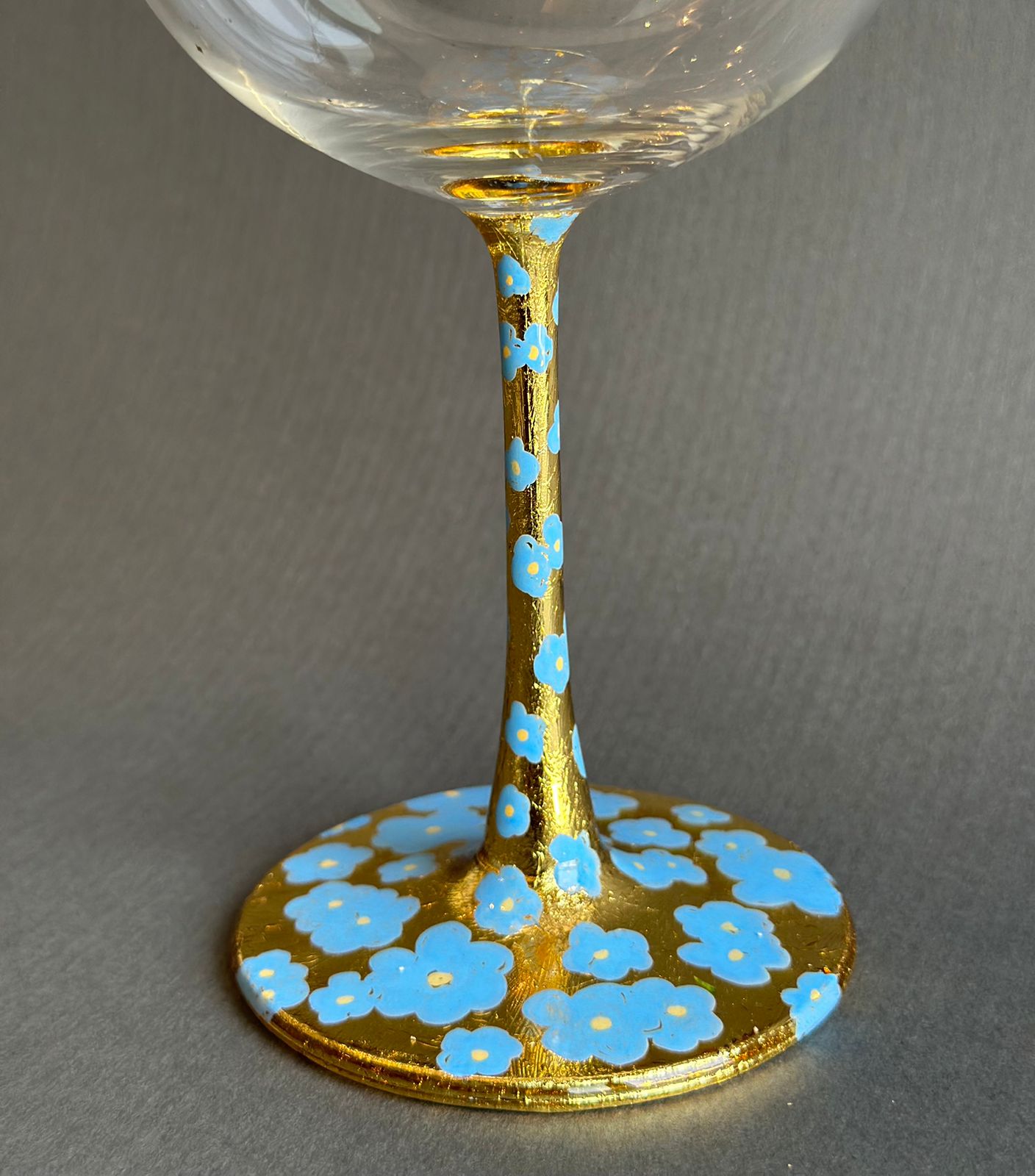 Gin/red wine goblets Blue flower