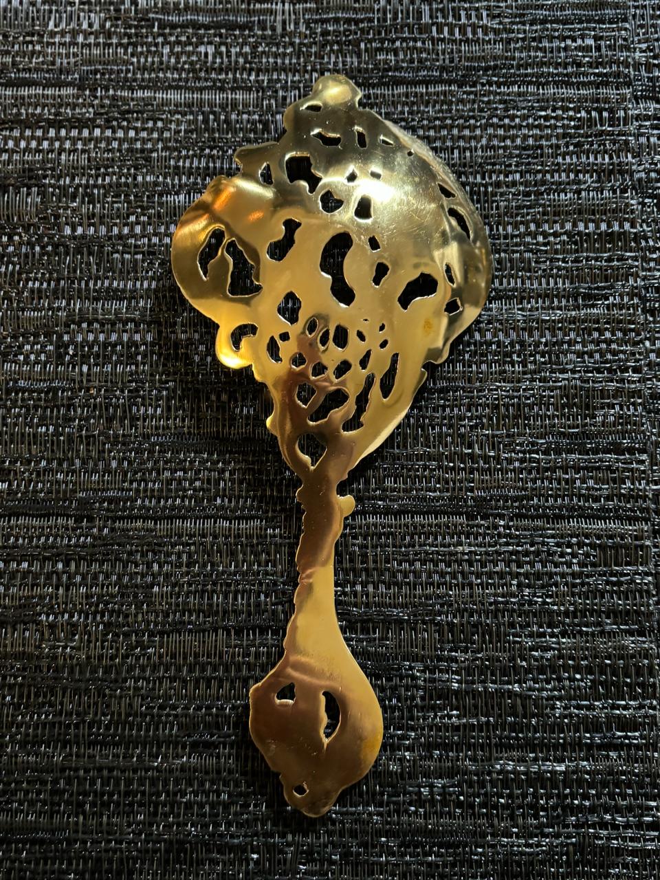 Belek Brass Spoon server, gold