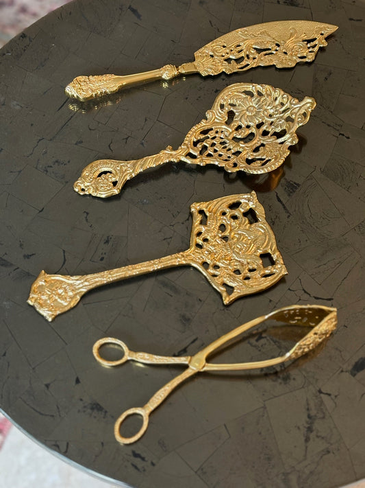 Belek Brass Spoon server, gold