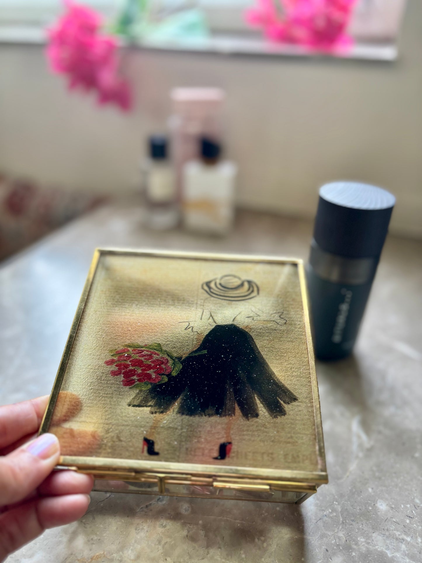 Eloise Mirror Box