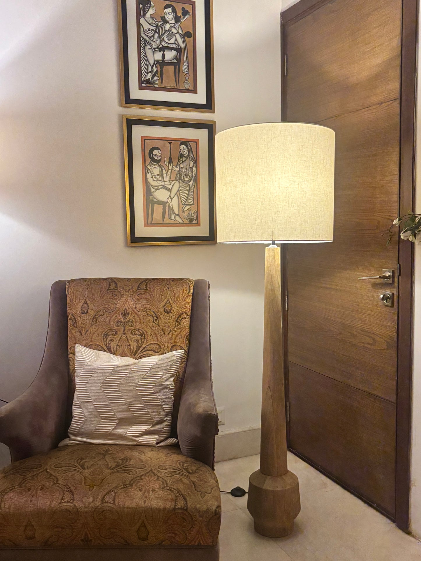 Aranya Sthumbh – Floor Lamp, Natural