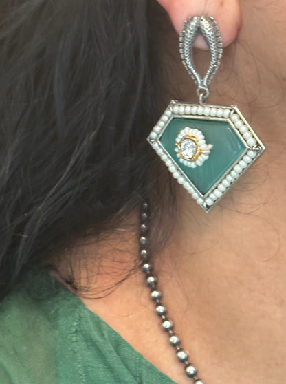 Farzeen earrings