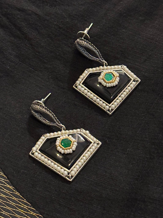 Naadia earrings
