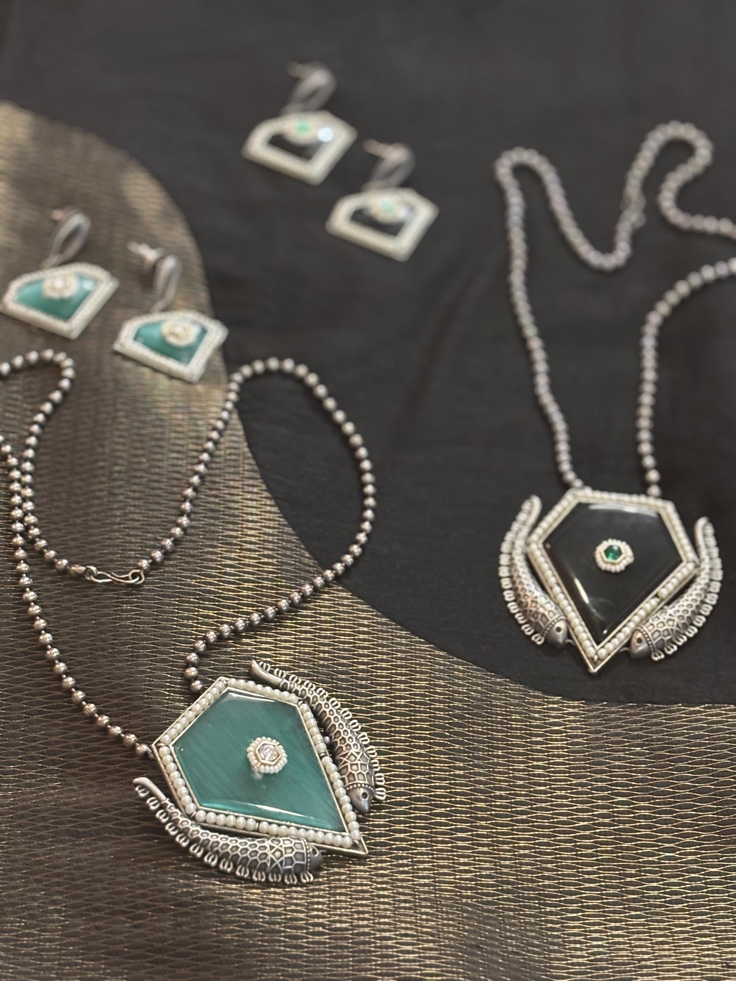 Naadia earrings