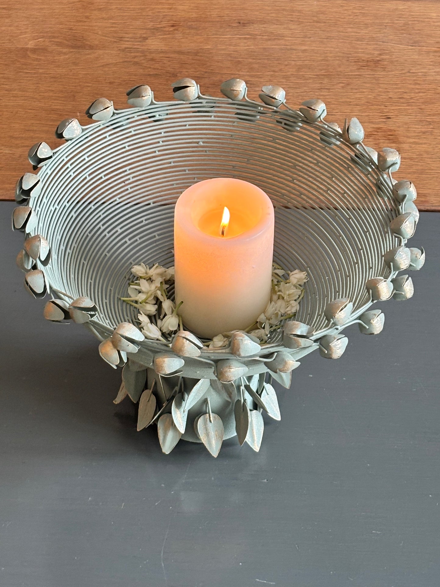 Pushpa Urli – Eternal Bloom Vessel
