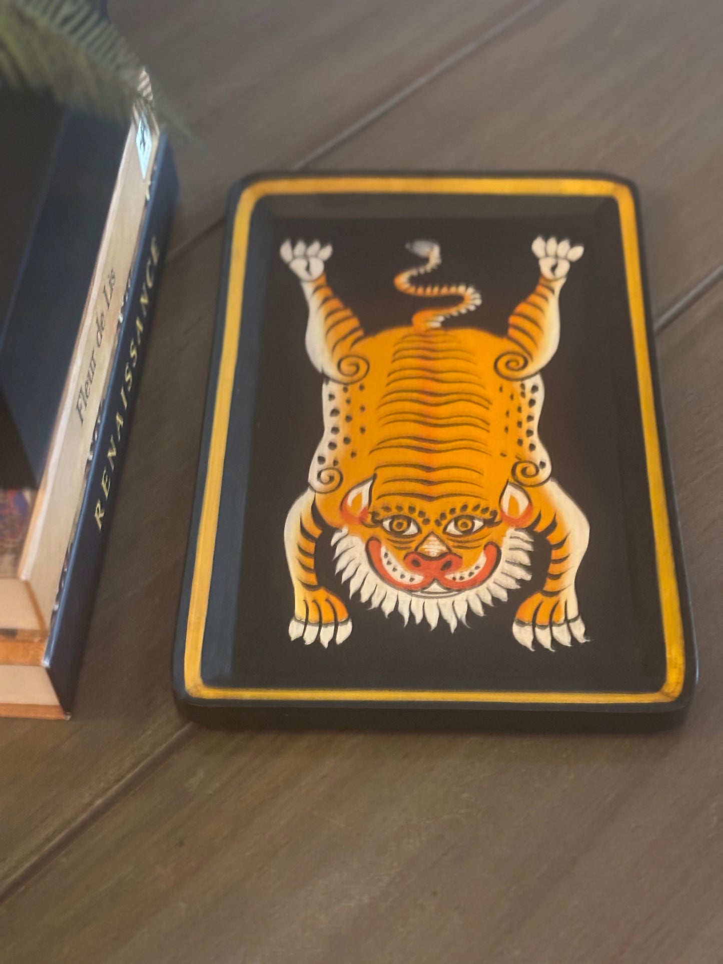 Aghan Aranyaka, art tray