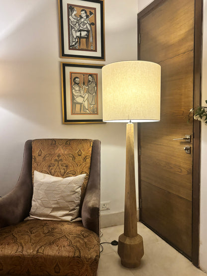 Aranya Sthumbh – Floor Lamp, Natural