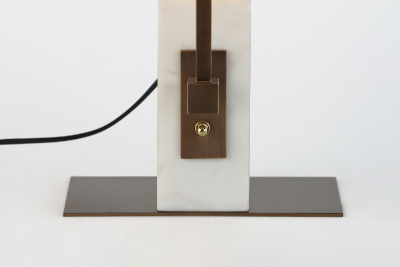 Book-Shelf Lamp White