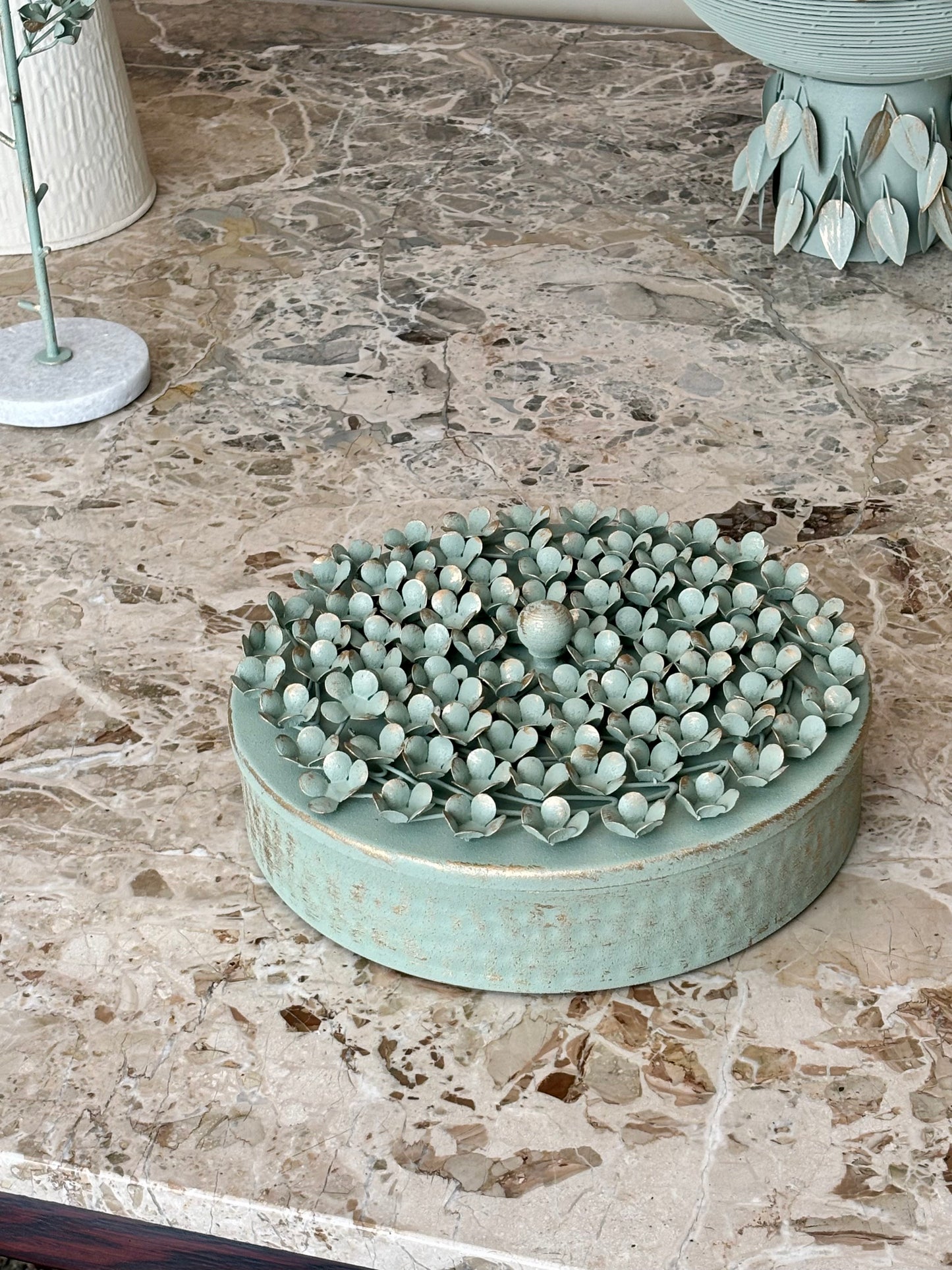 Ratna Bloom Casket