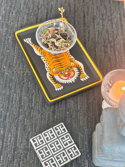 Aghan Aranyaka, art tray