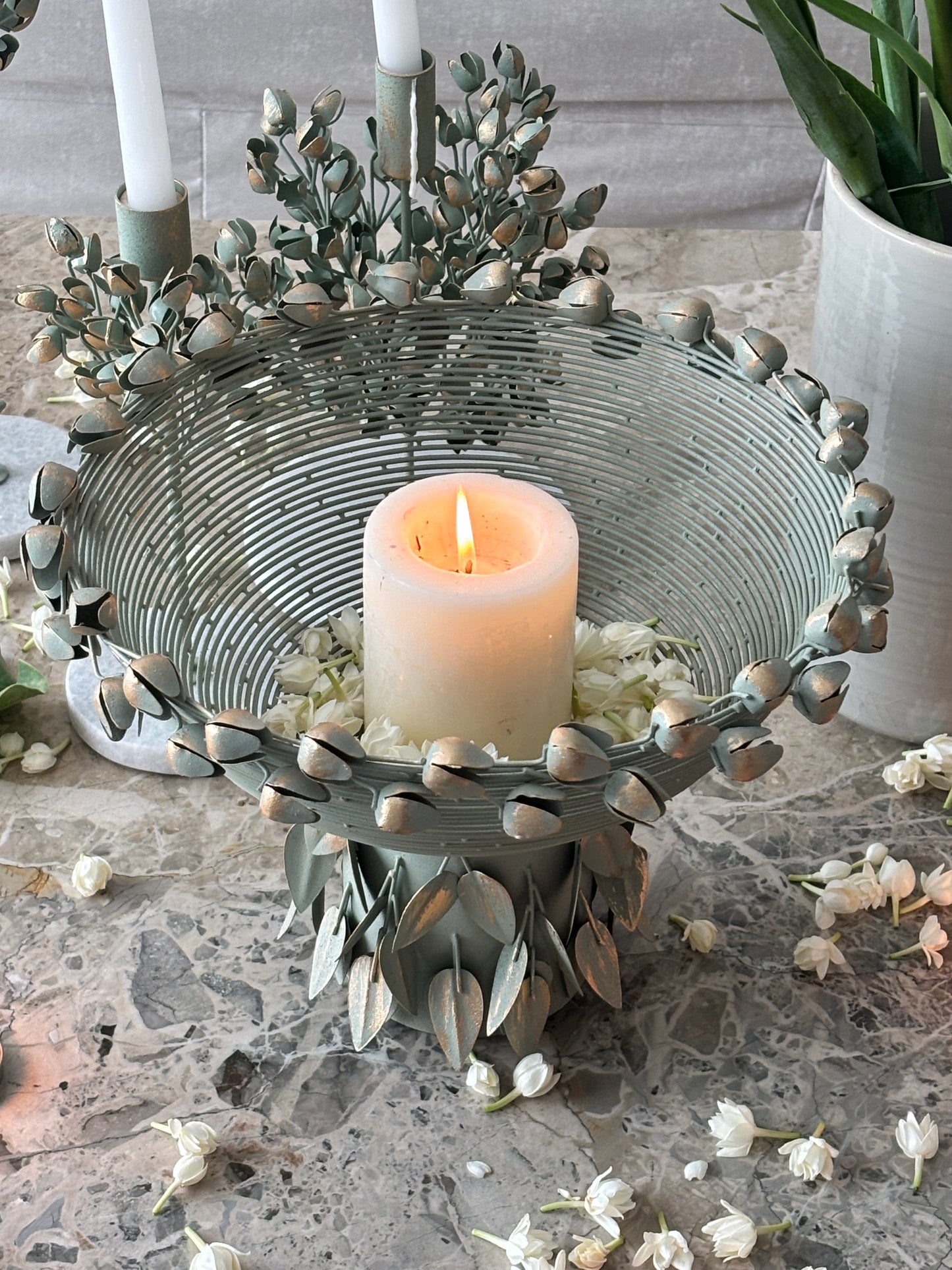 Pushpa Urli – Eternal Bloom Vessel