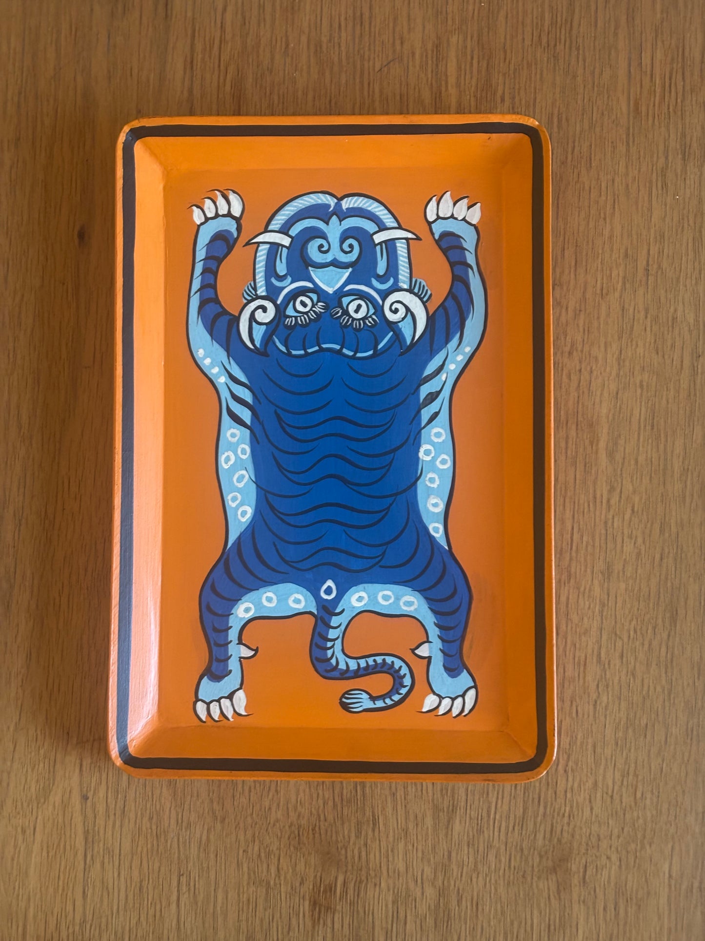 Neel Aranyaka, art tray
