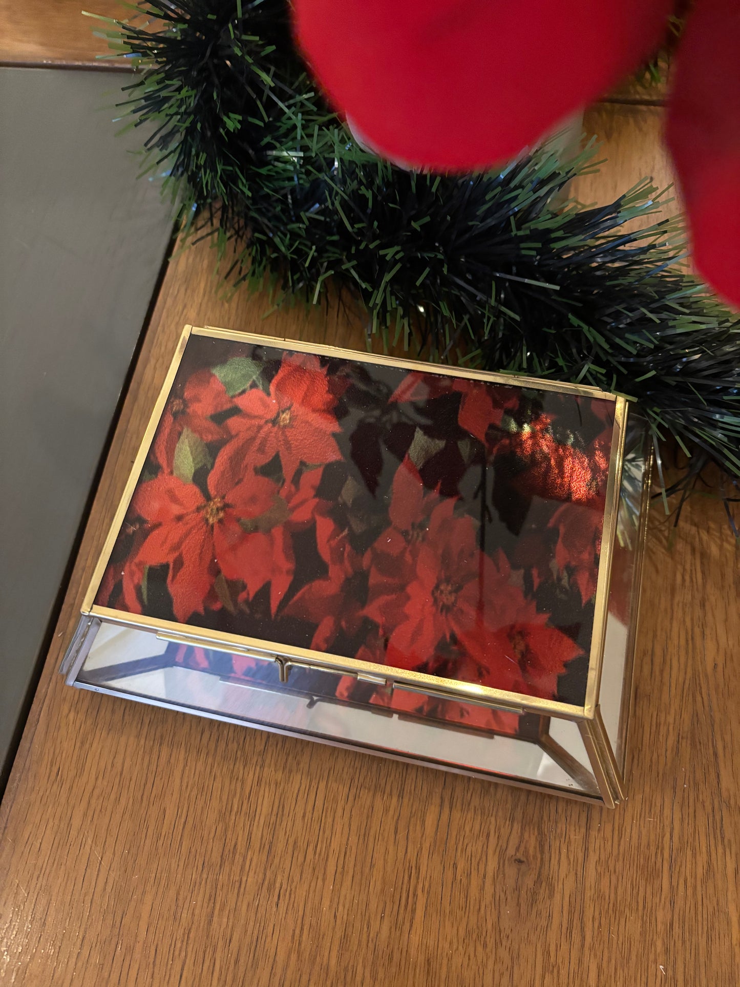 Poinsettia vintage mirror box
