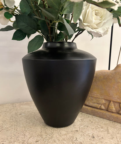 Pot : medium black