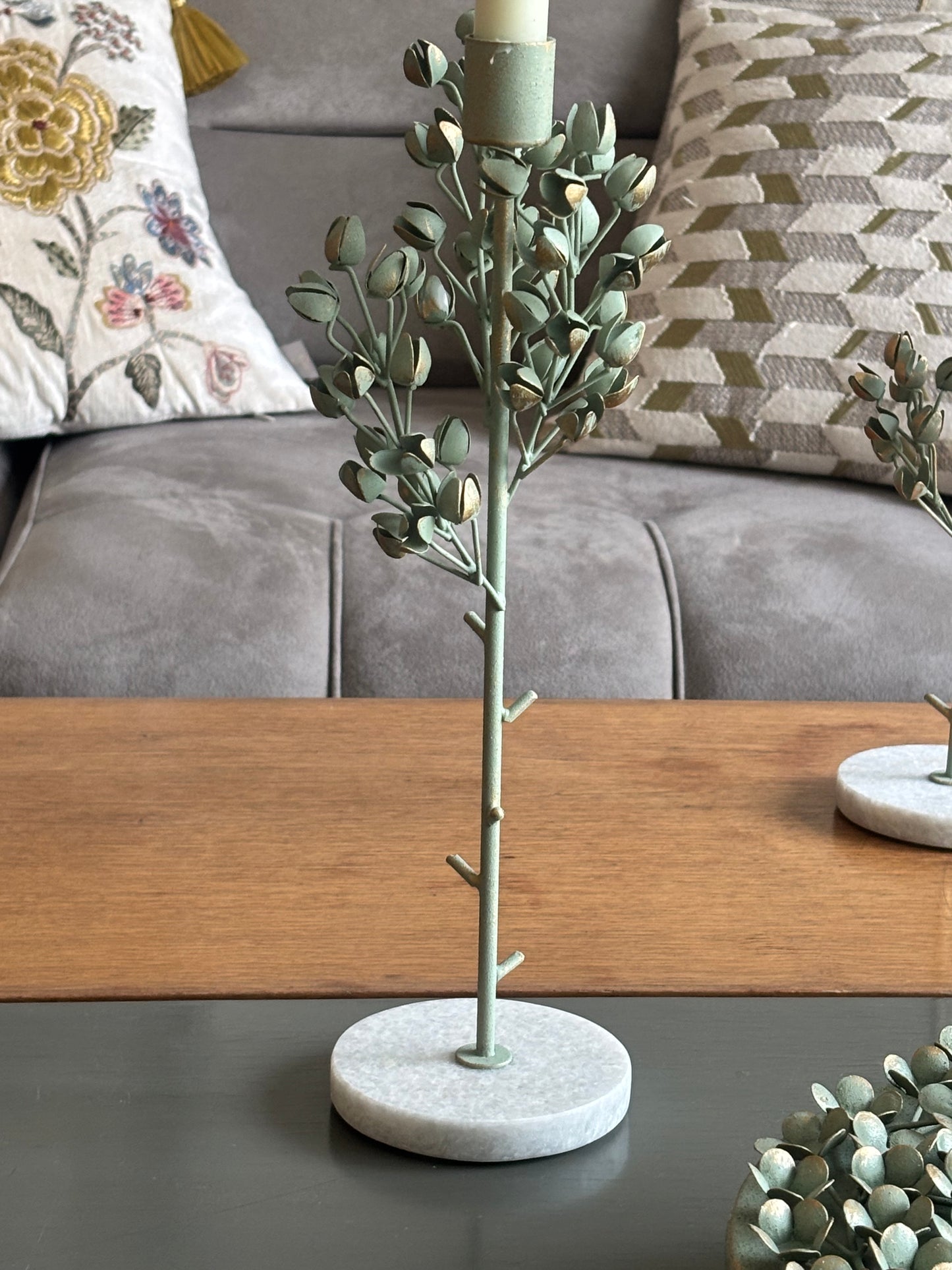 Whispers of Mogra – Sculptural Stems, Medium