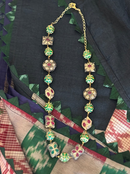 Zarmira neckpiece set