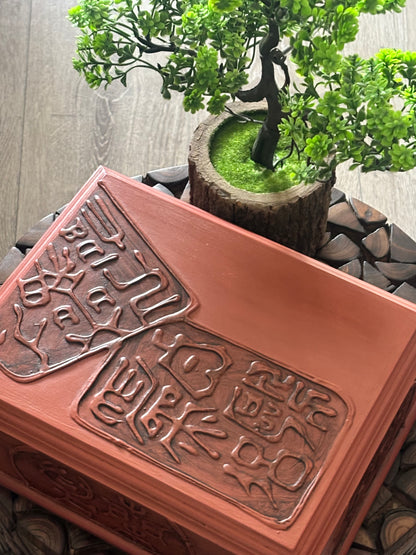 Akane Keepsake Box