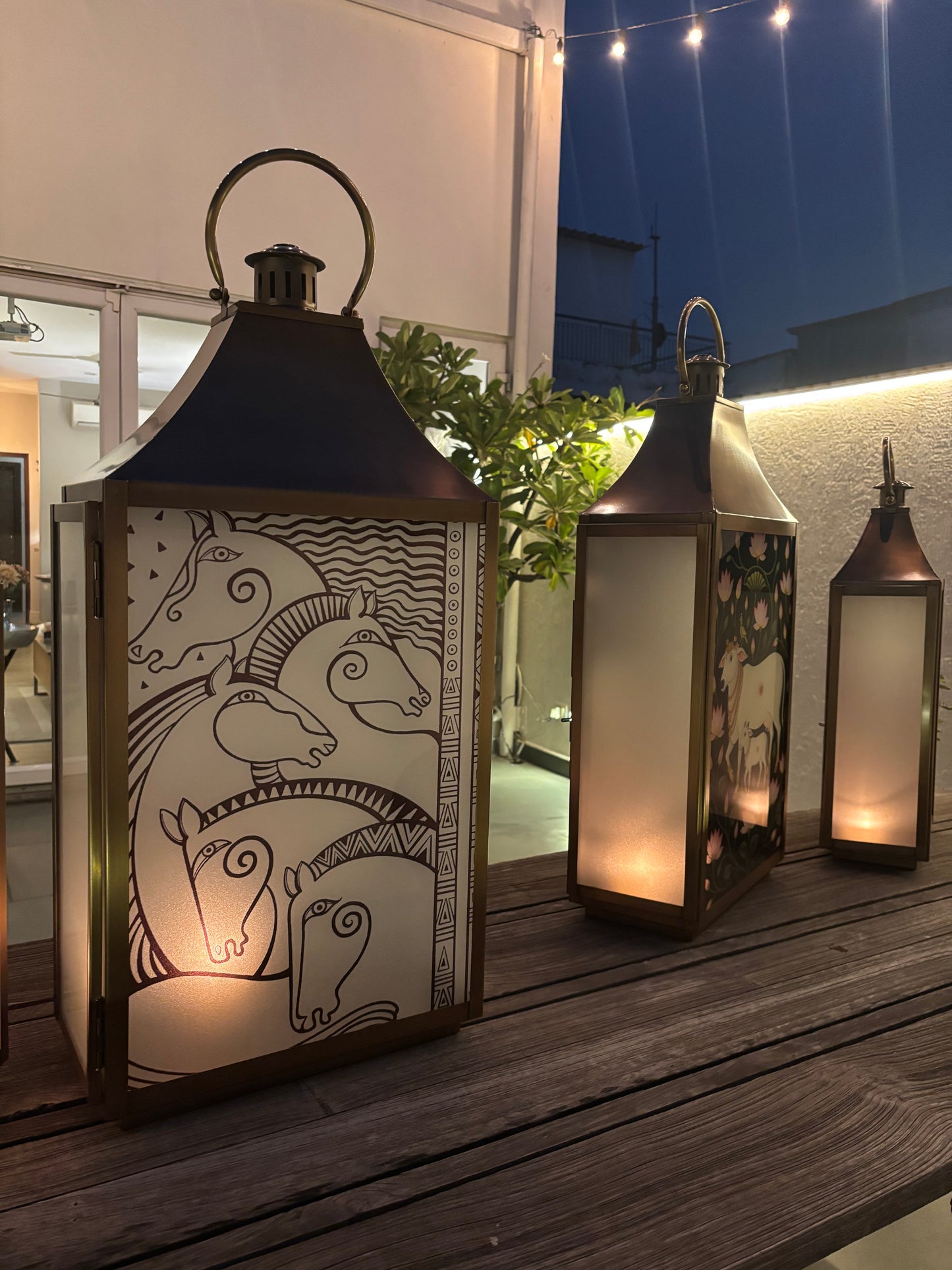 Equus Linea Art Lantern