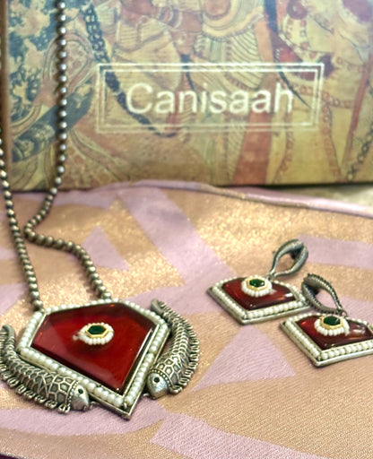 Manika pendent on metal beads string