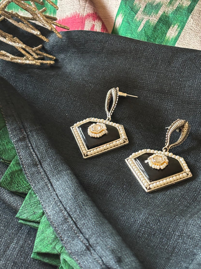 Naadia earrings