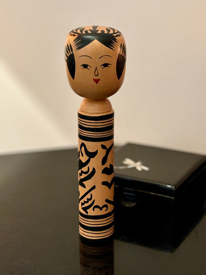 Kokeshi Chisai doll