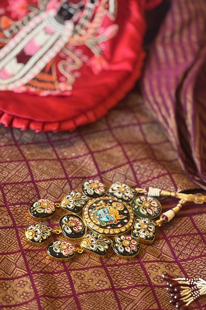Shrinathya Neckpiece