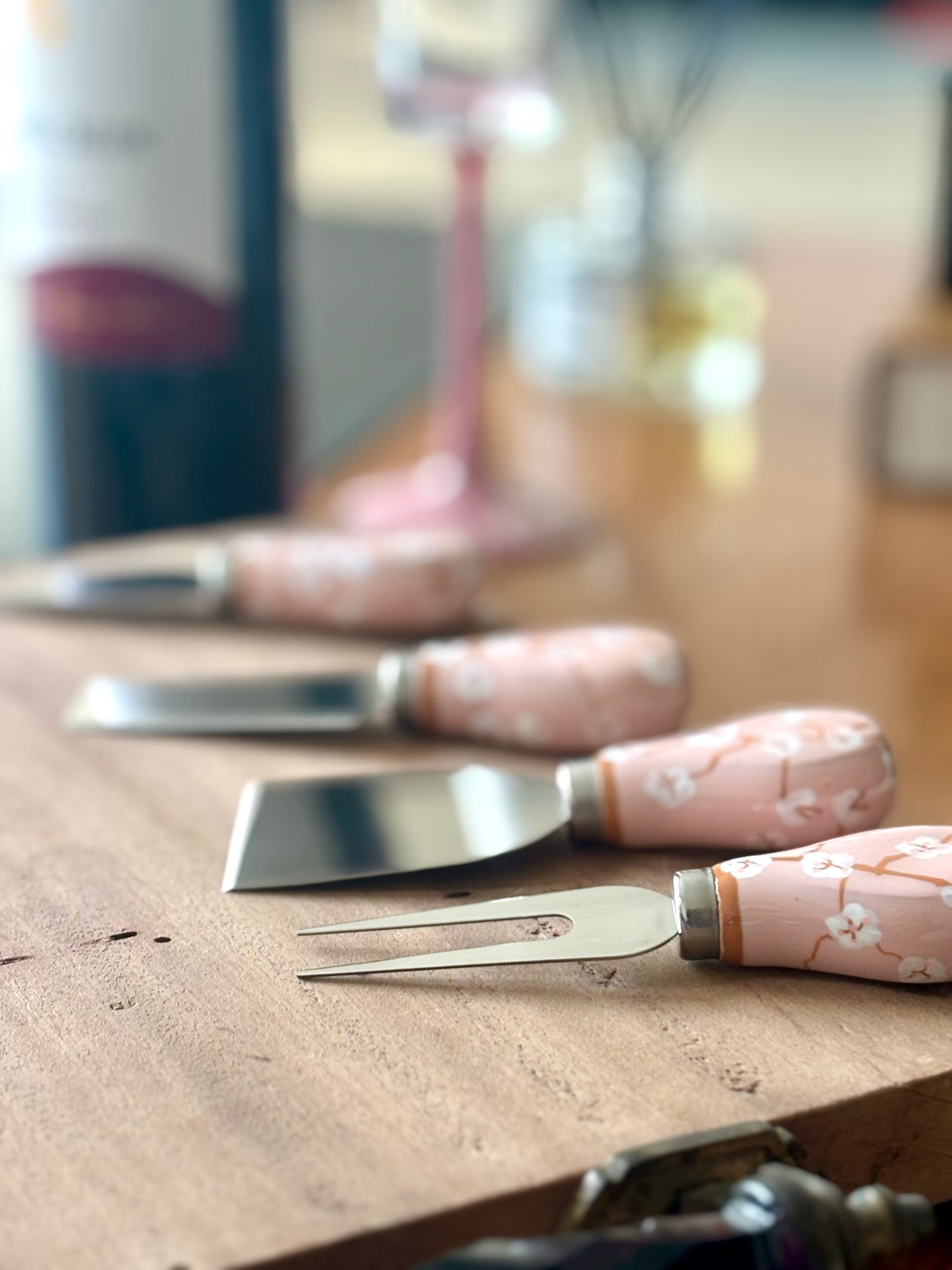 Sakura cheese knives pink