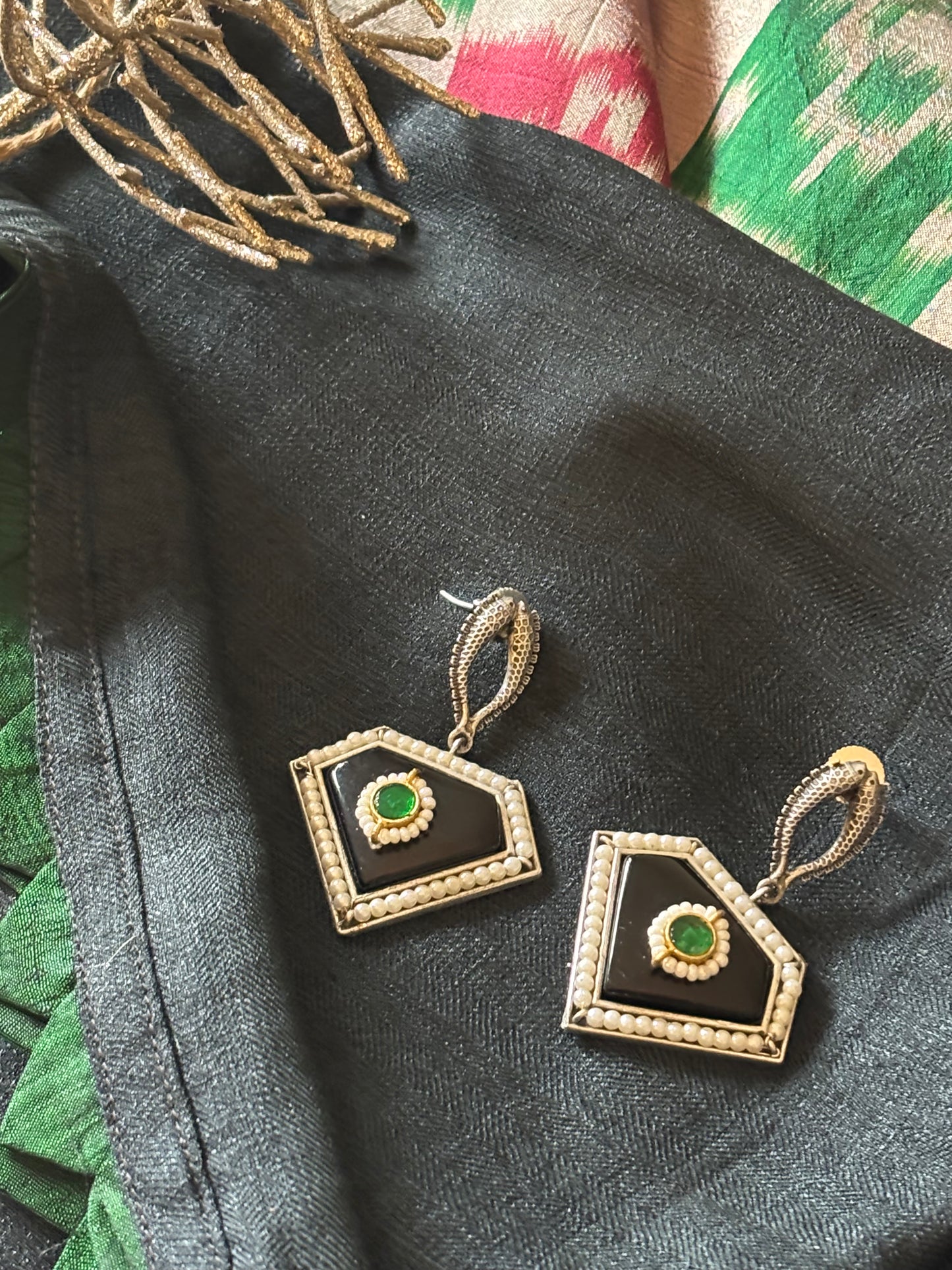 Naadia earrings