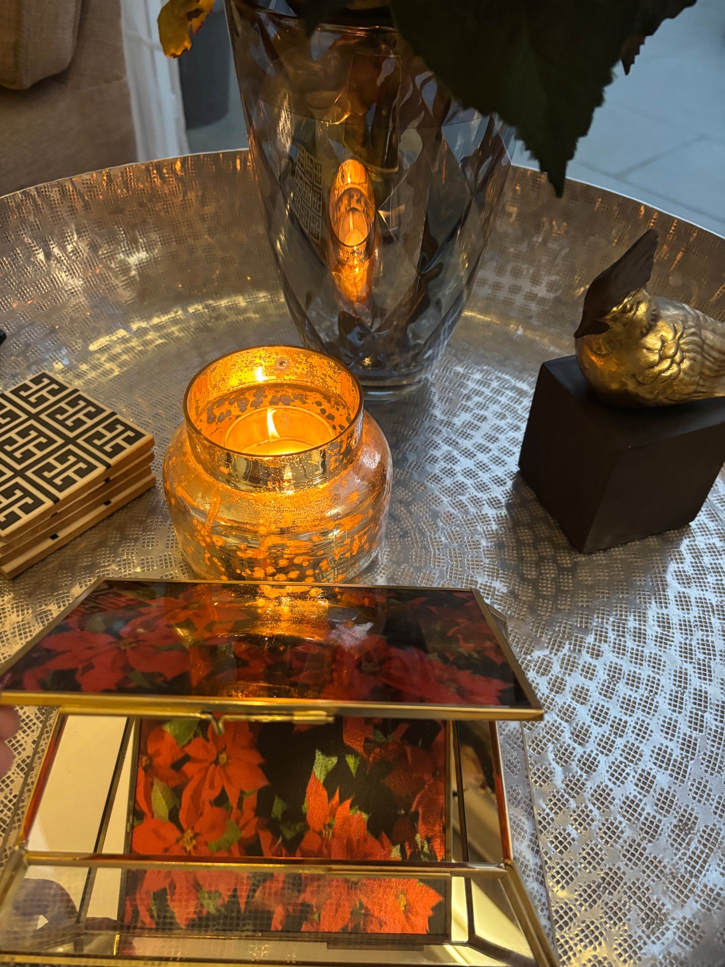 Poinsettia vintage mirror box