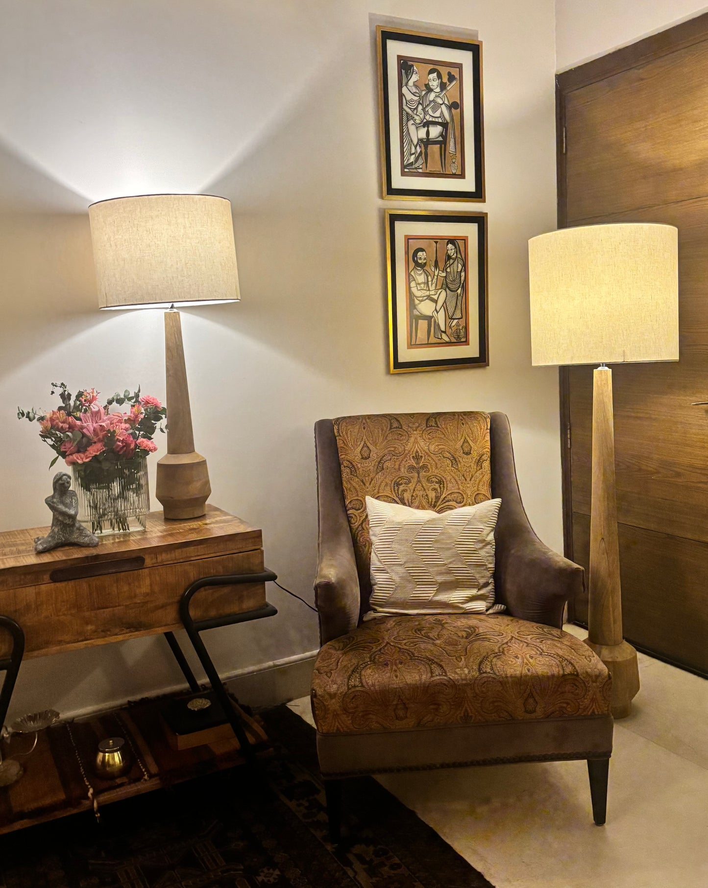 Meru – Tall Table Lamp, Natural