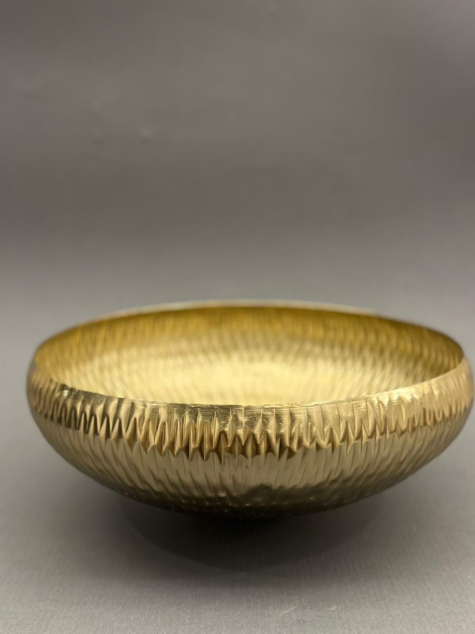 Image of Bakuli metal bowl from august.org.in