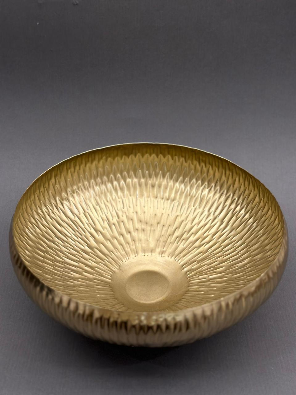 Image of Bakuli metal bowl from august.org.in